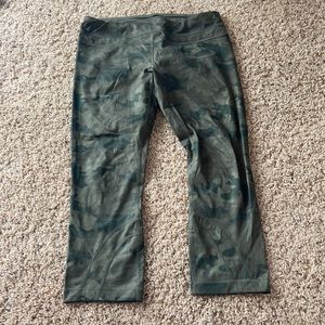 Lululemon Crop